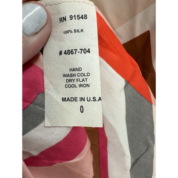 Nell Couture Multi Color Geometric Design Silk  Tank Top Blouse ZERO Easy Wear - Picture 9 of 9